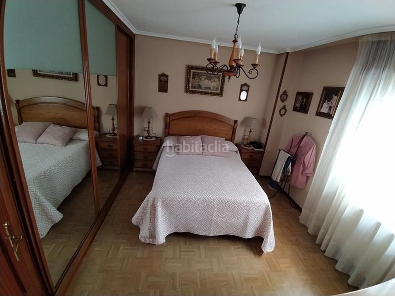 Foto ff16188f-bf1e-4174-b229-728adf46bcb7. Flat with heating parking in Versalles Avilés