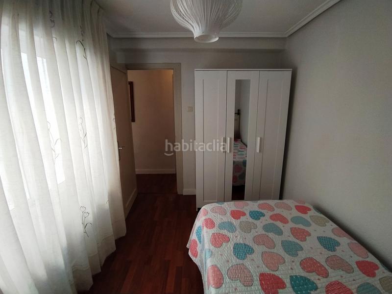 Foto 7505838f-34c7-434d-b58a-186b685b31ab. Rent flat in Centro Avilés