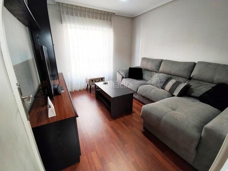 Foto 9a0ca853-5856-4931-bb01-93a7afb40483. Rent flat in Centro Avilés