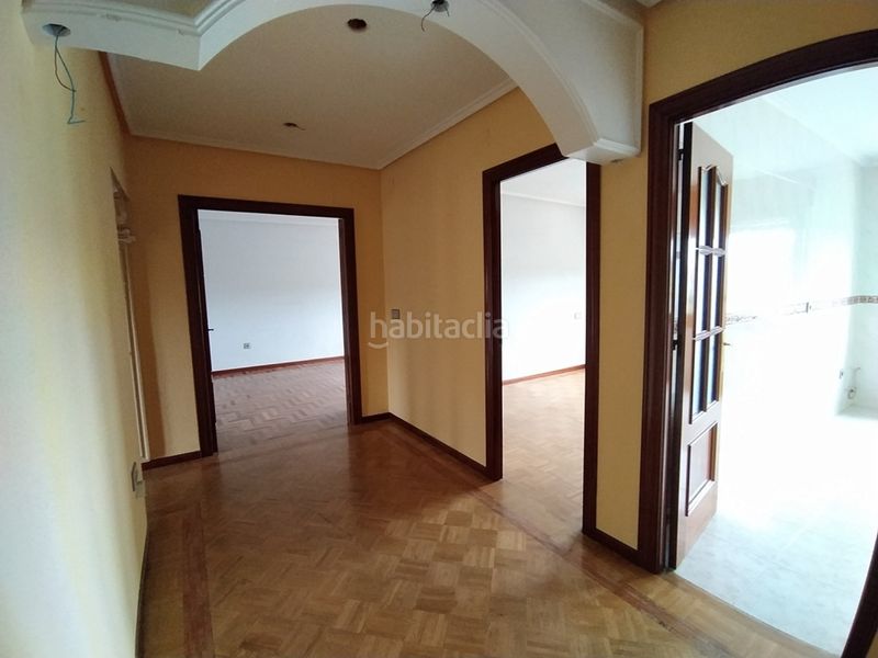 Foto f38f1285-4ec6-42da-a52c-87fa6f9d68d5. Piso venta. piso en puerta de la villa.102mts. construidos. 3 dormitorios, salóncomedor, cocina, 2 baños, despensa y una terraza. en Avilés