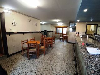 Miete Geschäftsraum in Raíces. Alquiler. negocio de hosteleria con licencia vigente en raices.