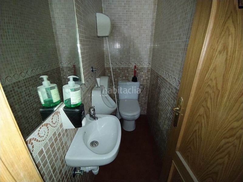 Foto 5b5e9c2d-3d83-47a4-8a7f-99432e4b7e1c. Alquiler local comercial alquiler. negocio de hostelería en carbayedo. cocina con salida de humos. equipado. almacén. y terraza. en Avilés