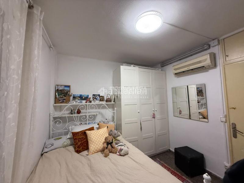 Foto 5895b058-c6f4-4281-8a39-2a19044150a1. Piso  en venta en Baix Guinardó Barcelona