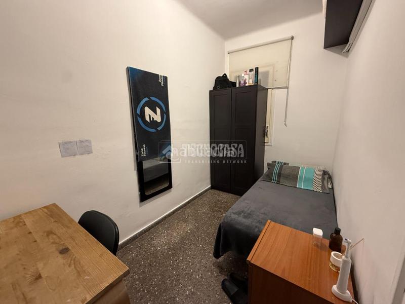 Foto 93ae2853-63e5-422e-b6df-84132368d800. Piso  en venta en Baix Guinardó Barcelona
