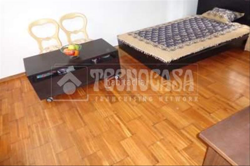Foto b8a1e7ed-d33e-4786-8f1b-557011ebede9. Piso  en venta en Baix Guinardó Barcelona