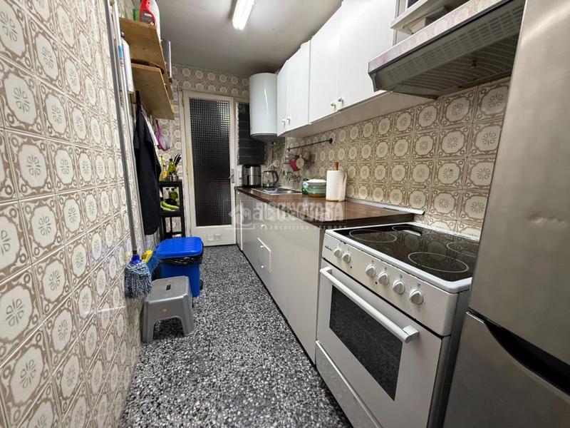 Foto ce80cd84-73b9-4ab0-af55-13d23127afe9. Piso  en venta en Baix Guinardó Barcelona