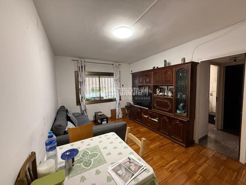 Foto f52463d4-bb9b-4940-a058-043b5517cfec. Piso  en venta en Baix Guinardó Barcelona