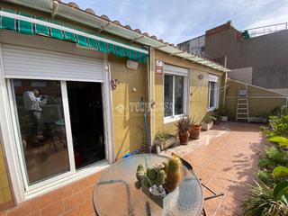 Attique à Baix Guinardó. Ático en venta en barcelona