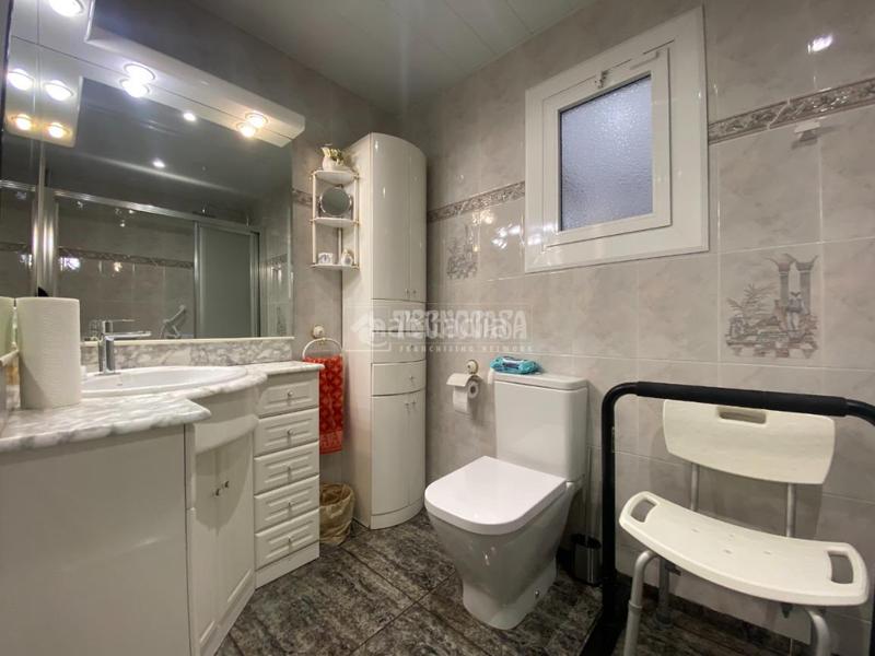Foto 4fb26191-a7be-4c6e-9136-5622a59a5592. Piso  en venta en Baix Guinardó Barcelona