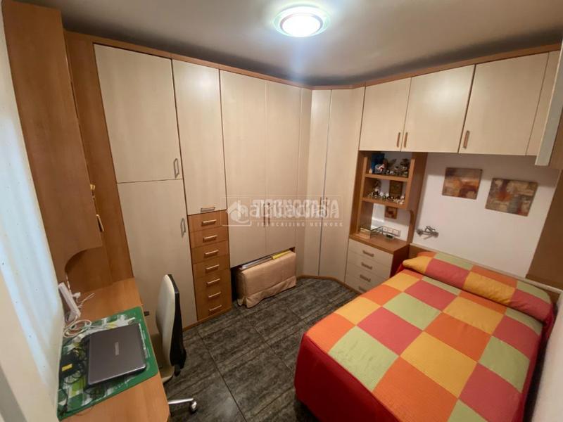 Foto 74a16997-6567-424d-b189-d5dea557f29e. Piso  en venta en Baix Guinardó Barcelona