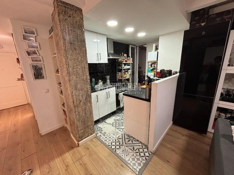 Foto f1d87f76-8230-4950-82fa-78016bbe80a4. Appartamento in Can Baró Barcelona