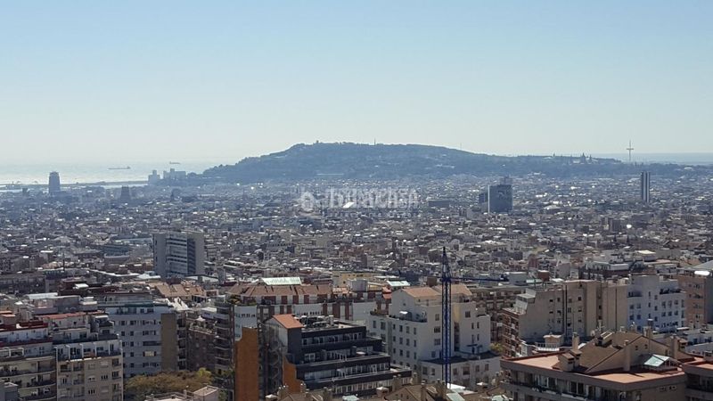 Foto 15384f1c-b384-40b5-abe1-52efea39cb3f. Pis a Can Baró Barcelona