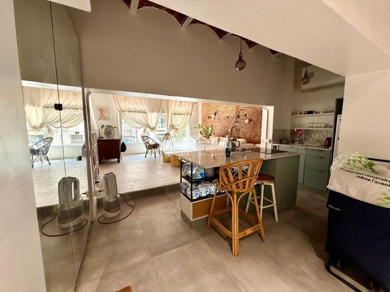 Foto 0e71db08-dda2-4651-ad3a-9c064f6fe240. Loft a Baix Guinardó Barcelona