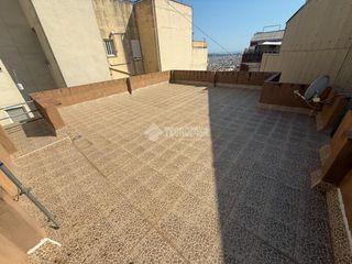 Pis a Carmel. Piso en venta en barcelona
