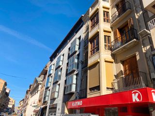 Oficina en Calle coso alto 38. Inmueble de 210 metros cuadrados, ideal para instalar una oficin