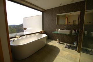 Xalet a Avinguda coll de llop 20. Hermoso chalet independiente