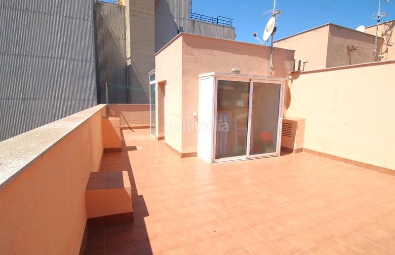 Foto 63396242-5067-4e34-a5c6-e45b3a552ab1. Casa a schiera con riscaldamento parcheggio in Centre Lloret de Mar
