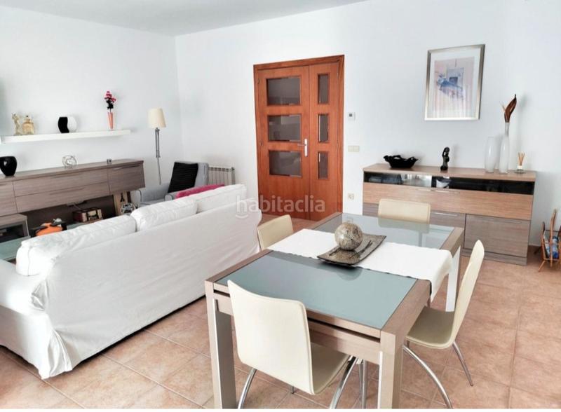 Foto 9c05de33-ad54-4fae-8ce2-3854acc3bb52. Casa a schiera con riscaldamento parcheggio in Centre Lloret de Mar