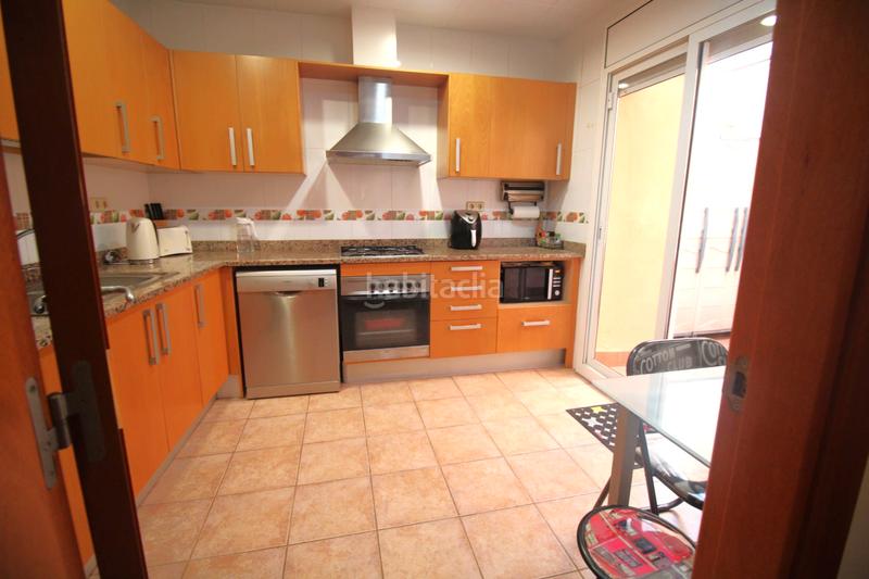 Foto cab8fce3-f35c-4536-bbf1-4cef4b93b781. Casa a schiera con riscaldamento parcheggio in Centre Lloret de Mar