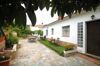Casa a Lloret Verd - Els Pinars. Bonita casa completamente reformada.