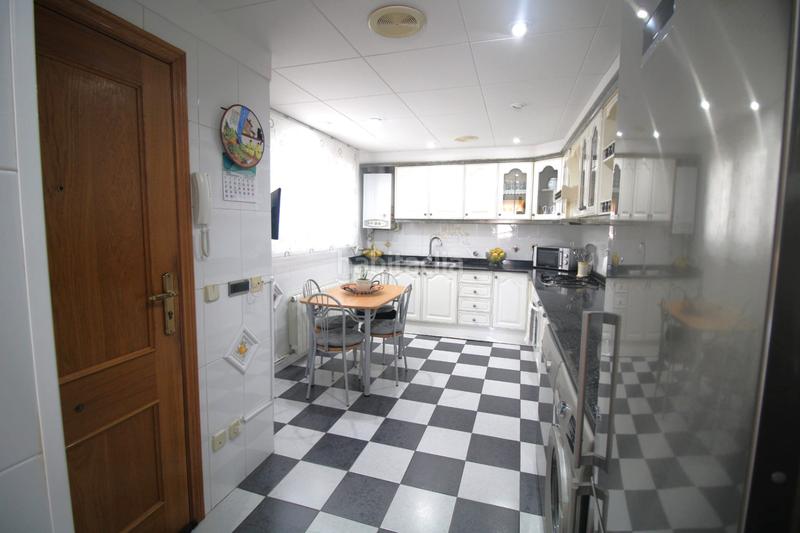 Foto 5167bbd4-c809-40d1-afa2-ccf1f00c1c2c. Piso amplio piso luminoso en el centro en Centre Lloret de Mar