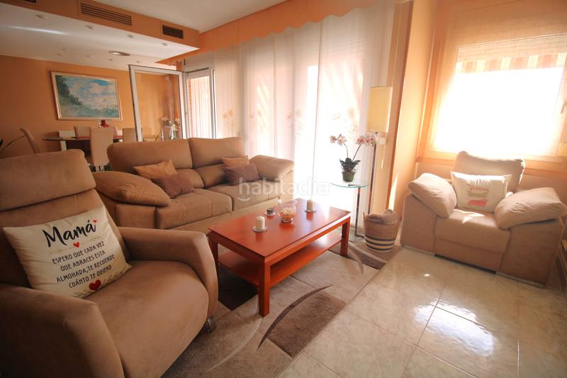 Foto 5e599fb6-b3ad-4b84-9eb6-676515dfdaf5. Piso amplio piso luminoso en el centro en Centre Lloret de Mar