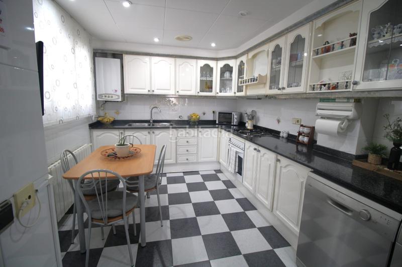 Foto 631662d7-eed7-440e-b93f-5c799c28df52. Piso amplio piso luminoso en el centro en Centre Lloret de Mar