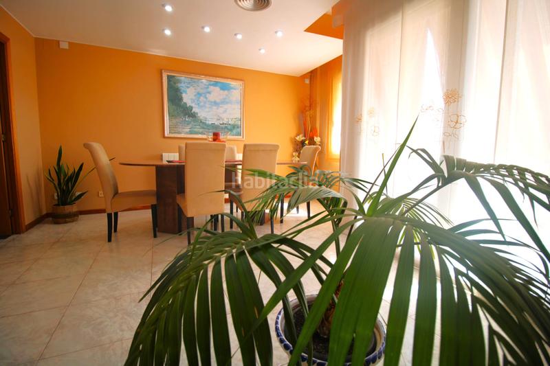 Foto 68f55ee0-365f-43c8-bfeb-06952b564599. Piso amplio piso luminoso en el centro en Centre Lloret de Mar