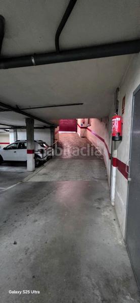 Foto e4b2629d-a2fa-44dd-a407-c6553b3a2f7b. Parking coche parking para coche grande y dos motos. en Lloret de Mar