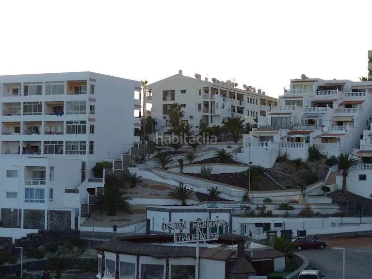 Foto ae9b9f65-a86c-40d3-92ad-6fc842003ee1. Appartement in urbanizacion callao salvaje b 8 in Adeje