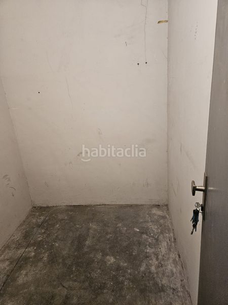 Foto ca116543-6f4d-4848-9ba0-76e9c82eca95. Aparcament cotxe a calle cortés 6 a Radazul Rosario (El)