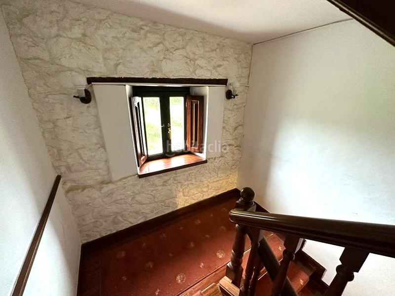 Foto 3bd12e59-c269-4d09-b529-e8911736fa4d. Chalet con riscaldamento parcheggio in Solórzano