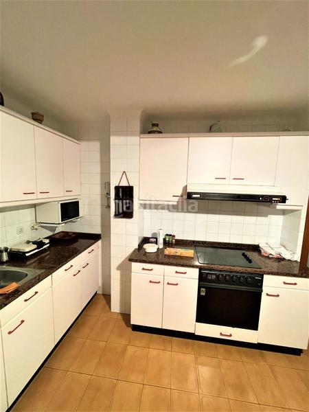 Foto aee75b4a-de8e-4ce8-b7b2-91d4d32b4031. Maison avec parking dans El Arco-Rota-Fonegra Noja