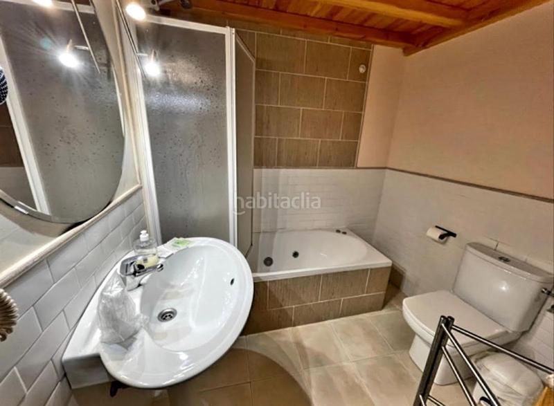 Foto dd1bd6c5-2b2c-4b18-a9c8-ada211bb9f43. Xalet amb calefacció piscina a Centro Castro - Urdiales