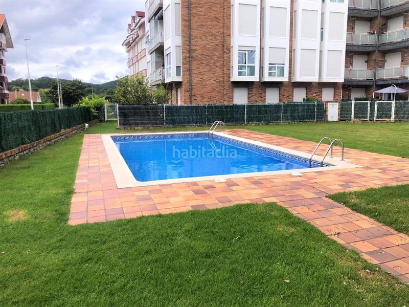 Foto 1989ebde-0eec-43d1-ae67-f5985e71e118. Lloguer pis amb calefacció aparcament piscina a Tregadín Noja