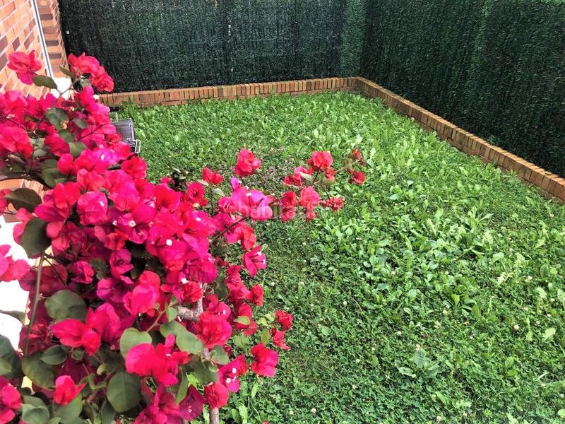 Foto 8cb25943-fe94-45ea-9e74-cbf11a8d76fb. Rent flat with heating parking pool in Tregadín Noja