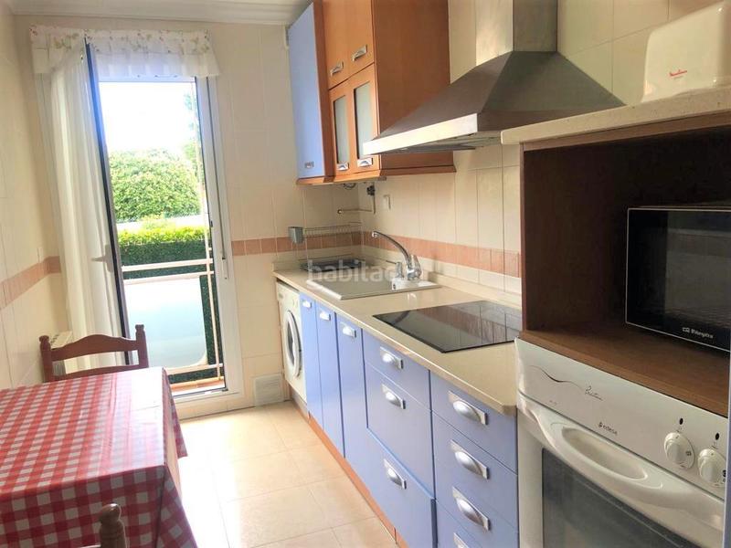 Foto 923bd633-712c-4796-8344-2cb281aa4f67. Rent flat with heating parking pool in Tregadín Noja