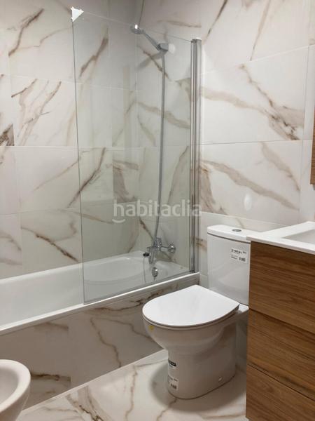 Foto c724b664-6753-4d3f-b055-0fb7c90d43b4. Piso  en venta , muy amplio, ideal para familias. en Avilés