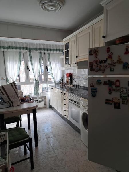 Foto c505fae0-19dd-436a-b26d-bbda13098a2f. Appartement dans calle josé lópez ocaña 9 dans Centro Avilés