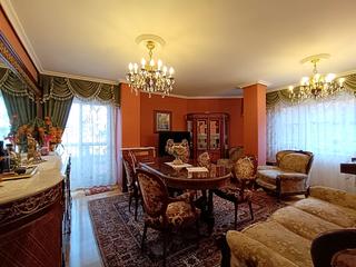 Appartement  Avenida primero de junio. En venta de baños todo exterior con balcón