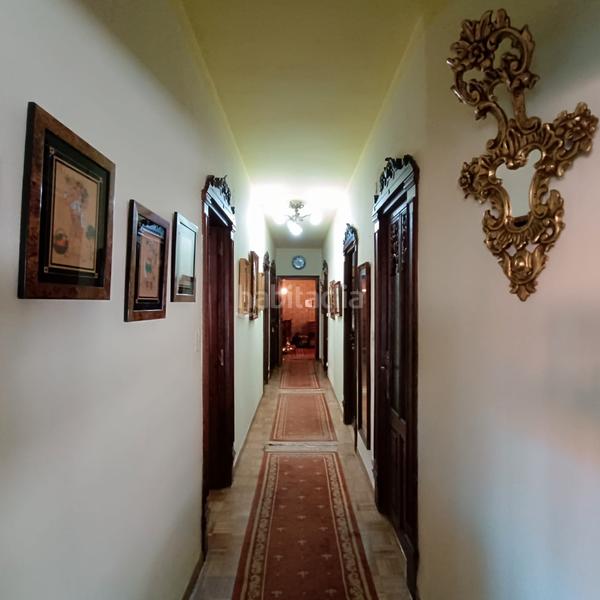 Foto 967fa9ad-ac9c-483f-a900-b65ccc55372e. Piso en avenida principal piso grande y exterior en Palencia