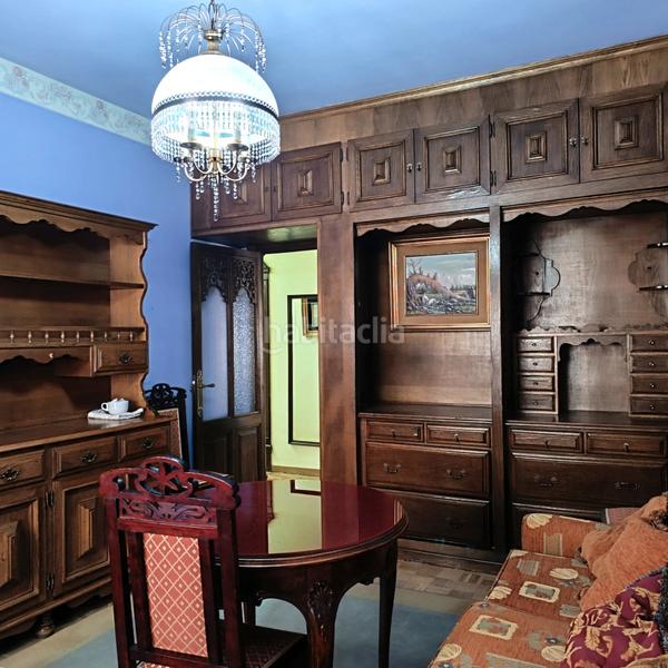 Foto e2baccb0-ba8c-4100-8cdb-f97a3243ead7. Piso en avenida principal piso grande y exterior en Palencia