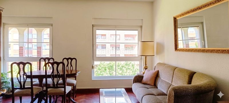 Foto 5ab03649-6112-4717-a764-1311bd337402. Apartament amb calefacció aparcament a Centro Palencia