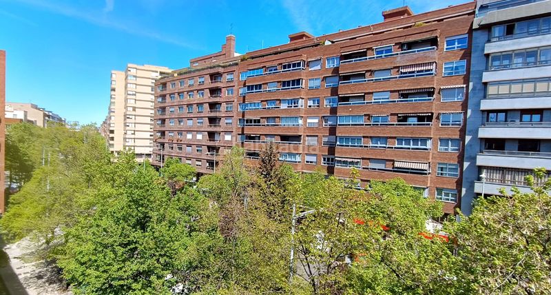 Foto e6a7b74f-8dd1-459e-be41-89743b79dca5. Apartament amb calefacció aparcament a Centro Palencia