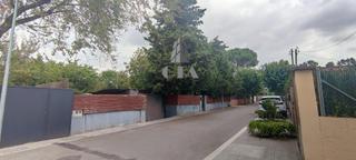 Terrain résidentiel à Mira-sol. Terreno con tramitación de licencia en curso soleado de 850m en