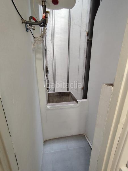 Foto 1bdcace4-38c8-453b-bea6-3cbf500a8a13. Pis a El Clot Barcelona