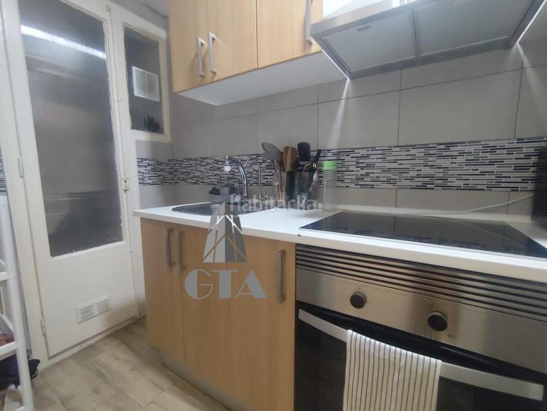 Foto ce29c2ac-df3c-4a28-ae30-10f5c63956a8. Pis a El Clot Barcelona