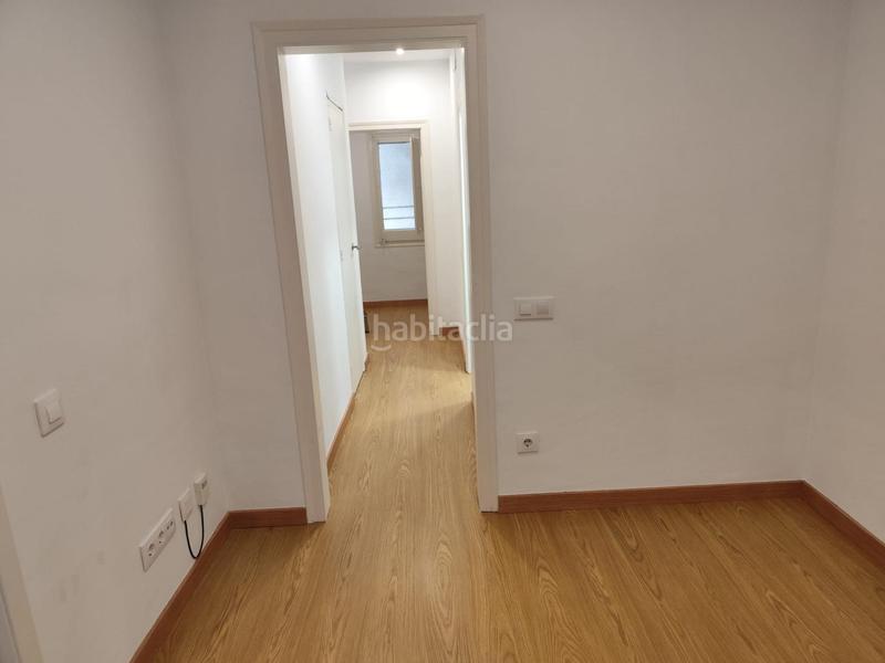 Foto b83f2eb3-a868-40e0-8db9-135f8cbc36be. Etagenwohnung in El Clot Barcelona