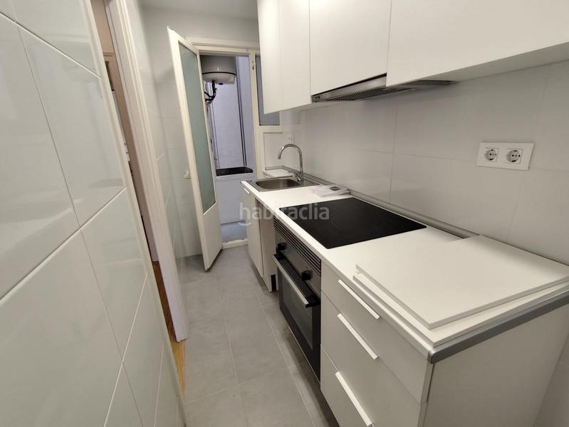 Foto db8dcd60-bd7c-4690-8daf-c5d8aabfc42e. Etagenwohnung in El Clot Barcelona