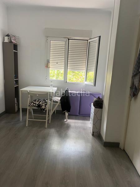 Foto f19d6c90-f0ad-4fe5-93c2-8929a88b510e. Etagenwohnung in El Clot Barcelona